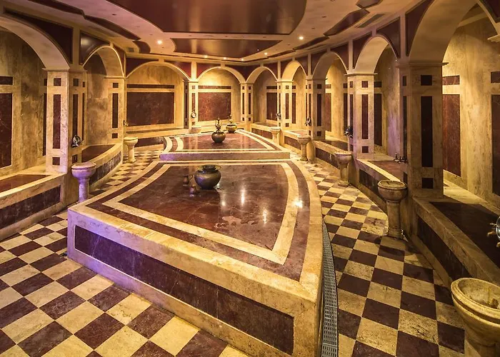 Golden 5 Diamond & Resort