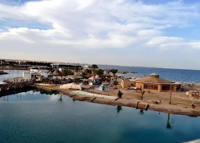 Golden 5 Diamond & Hurgada
