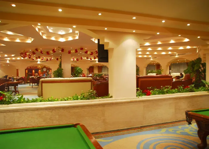 Resort Golden 5 Diamond &