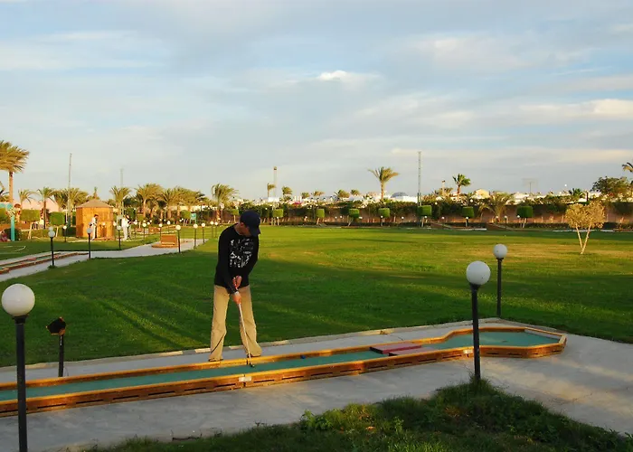 Golden 5 Diamond & Resort