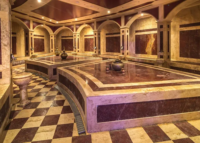 Resort Golden 5 Diamond &